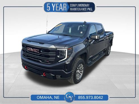 Used 2022 GMC Sierra 1500 AT4 AWD/4WD image 1
