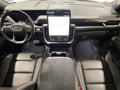 Used 2025 GMC Yukon XL Elevation image 40