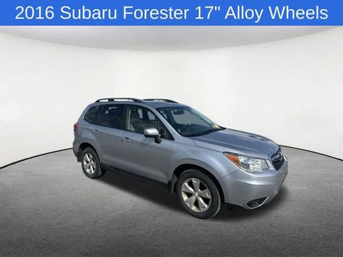 Used 2016 Subaru Forester 2.5i Premium w/ All-Weather Package AWD/4WD image 29