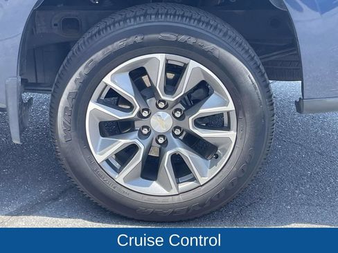 Used 2022 Chevrolet Silverado 1500 LT AWD/4WD image 12