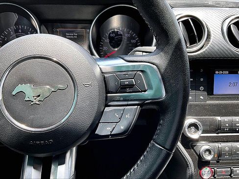 Used 2019 Ford Mustang Coupe RWD image 17