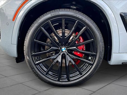 New 2026 BMW X5 sDrive40i image 11