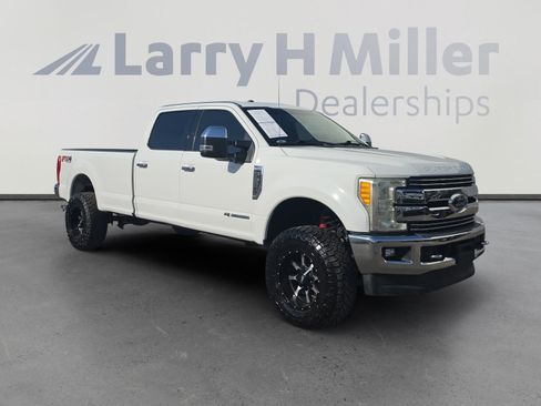 Used 2017 Ford F350 Lariat w/ Chrome Package AWD/4WD image 7