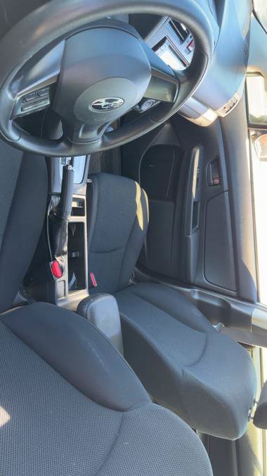 Used 2013 Subaru Impreza 2.0i AWD/4WD image 4