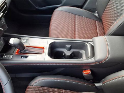 New 2025 Nissan Kicks SR w/ Illumination Package image 16