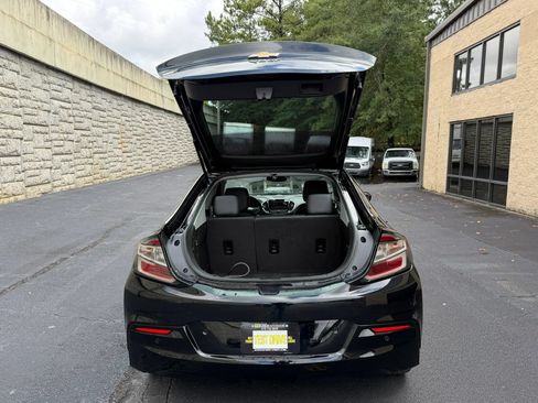 Used 2017 Chevrolet Volt Premier w/ Driver Confidence II Package FWD image 31
