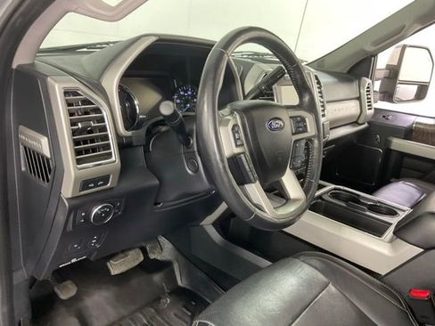 Used 2017 Ford F250 Lariat w/ Lariat Ultimate Package image 20