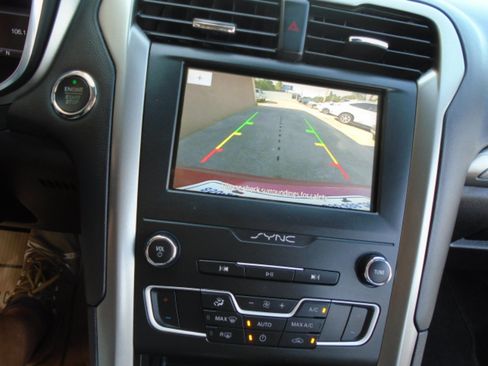 Used 2020 Ford Fusion S image 17