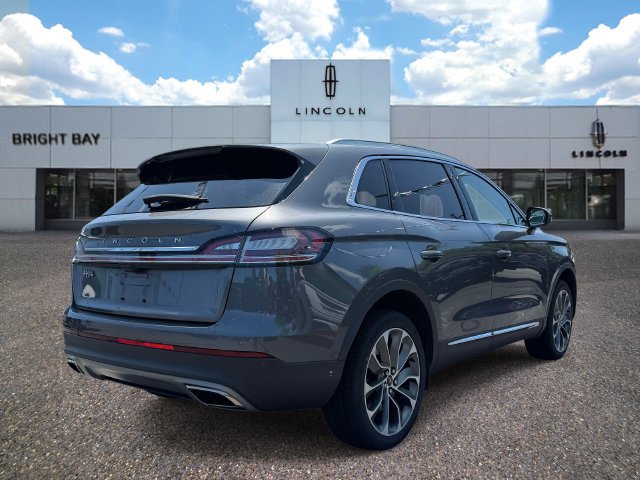 Certified 2023 Lincoln Nautilus Reserve w/ Luxury Package AWD/4WD image 5