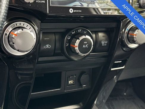 Used 2024 Toyota 4Runner TRD Off-Road Premium w/ Moonroof Package AWD/4WD image 24