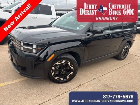 Used 2025 Hyundai Santa Fe SEL image 1