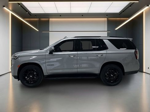 Used 2023 Chevrolet Tahoe RST w/ Luxury Package AWD/4WD image 2