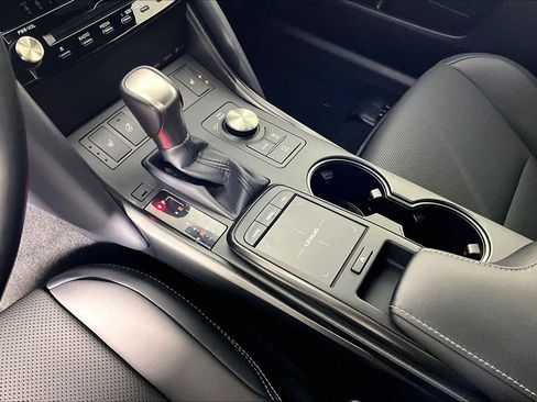 Used 2025 Lexus IS 300 F Sport image 15