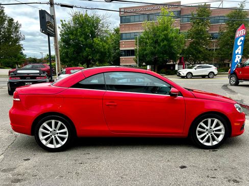 Used 2015 Volkswagen Eos Komfort image 11