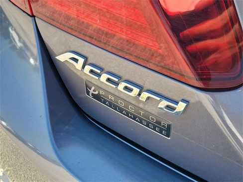 Used 2017 Honda Accord EX-L image 6