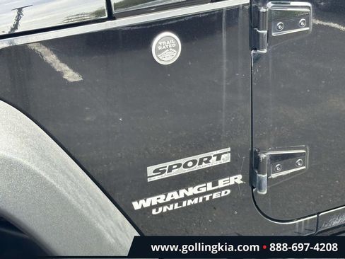 Used 2017 Jeep Wrangler Unlimited Sport w/ Quick Order Package 24S AWD/4WD image 8
