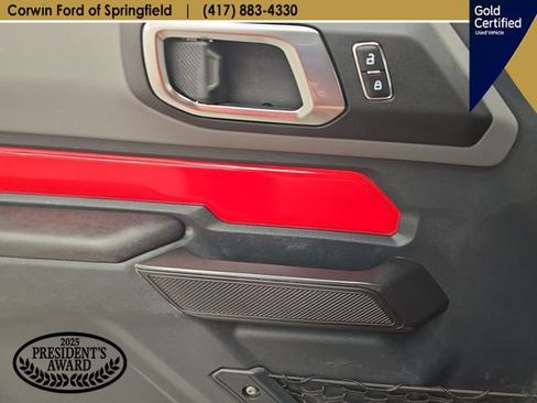 Certified 2024 Ford Bronco Black Diamond AWD/4WD image 32