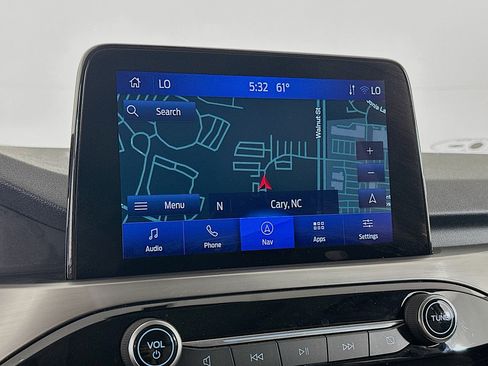 Used 2022 Ford Escape Titanium FWD image 22