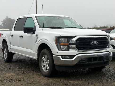 Used 2023 Ford F150 XLT image 2