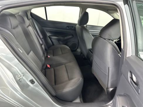 Used 2024 Nissan Altima 2.5 SV image 27