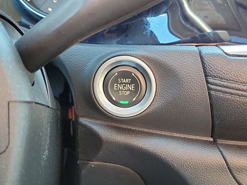 Used 2020 Buick Encore GX Select w/ Experience Buick Package image 29