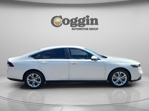 Certified 2024 Honda Accord LX image 6