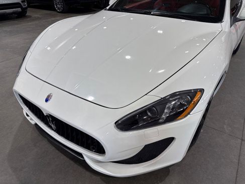 Used 2015 Maserati GranTurismo Sport image 30