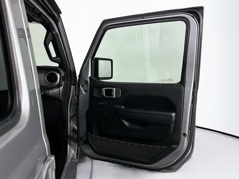 Used 2020 Jeep Wrangler Unlimited Sport S image 31