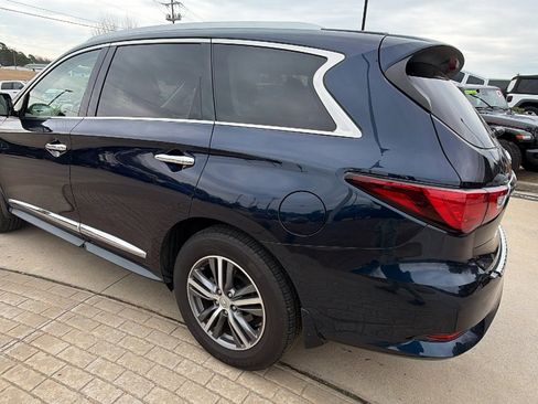 Used 2017 INFINITI QX60 FWD w/ Premium Plus Package image 10