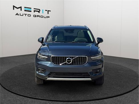 Used 2020 Volvo XC40 T5 Inscription w/ Protection Package image 3