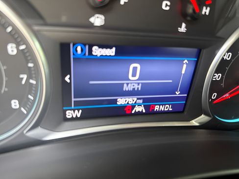 Used 2022 Chevrolet Equinox RS AWD/4WD image 24