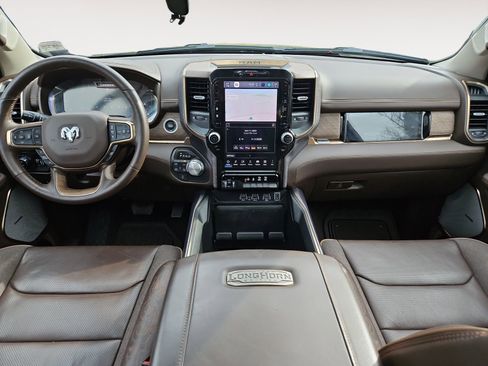 Used 2025 RAM 1500 Limited w/ Bed Utility Group image 10