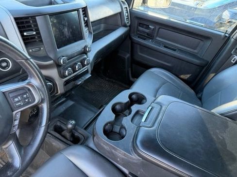 Used 2022 RAM 2500 Tradesman w/ Chrome Appearance Group AWD/4WD image 10