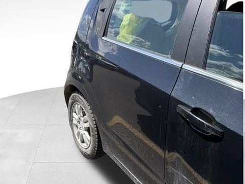 Used 2014 Chevrolet Sonic LT FWD image 15