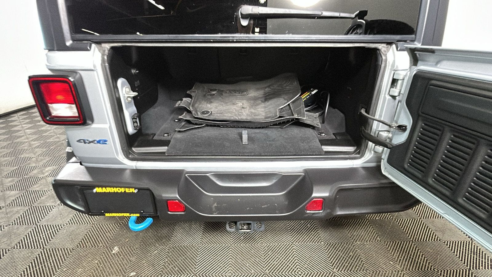 Used 2024 Jeep Wrangler Unlimited AWD/4WD image 31