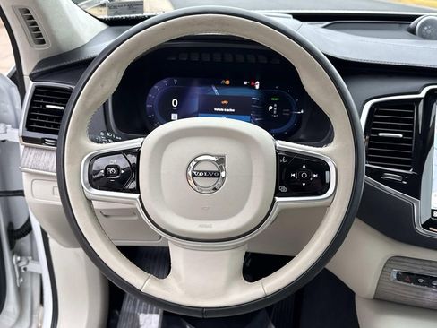 Used 2024 Volvo XC90 T8 Ultimate w/ Lounge Package image 21