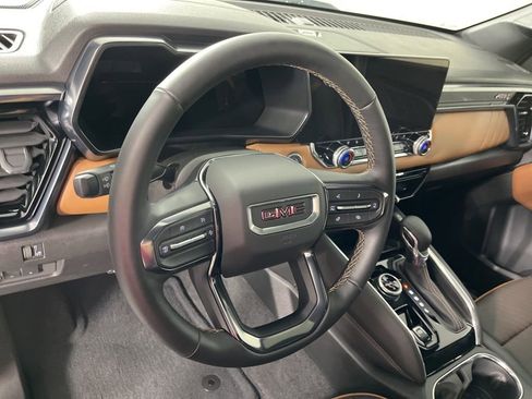 Certified 2026 GMC Canyon AT4 w/ Technology Plus Package AWD/4WD image 26