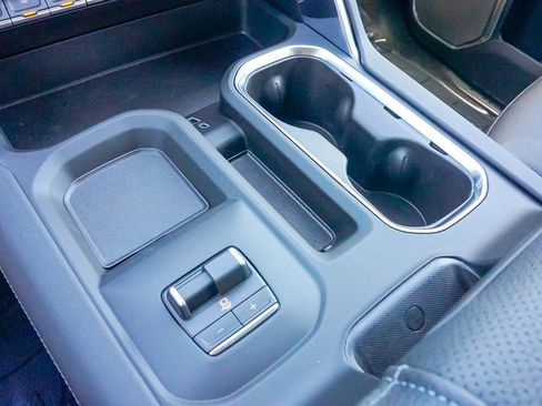 New 2026 GMC Sierra 3500 Denali w/ Denali Reserve Package image 23