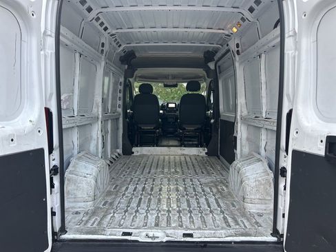 Used 2023 RAM ProMaster 2500 w/ Convenience Group image 29