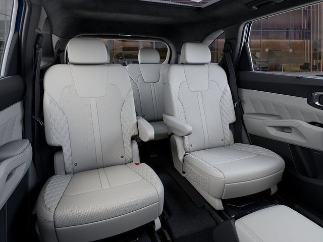 New 2025 Kia Sorento SX Prestige AWD/4WD image 16