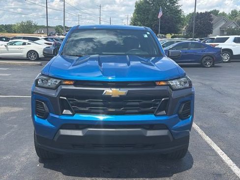 Used 2023 Chevrolet Colorado LT AWD/4WD image 18