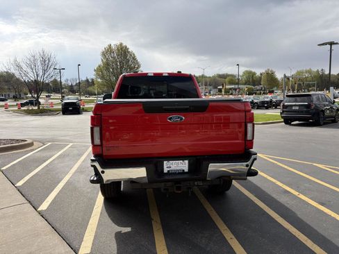 Used 2022 Ford F250 Lariat w/ Lariat Ultimate Package AWD/4WD image 5