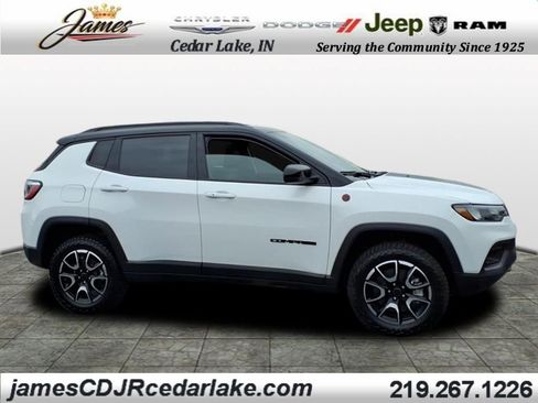 New 2026 Jeep Compass Trailhawk w/ Sun, Sound & Navigation Group image 2