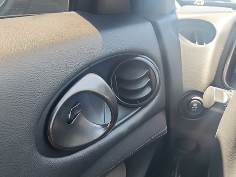 Used 2024 Nissan Z Sport w/ Floor Mat Package RWD image 32