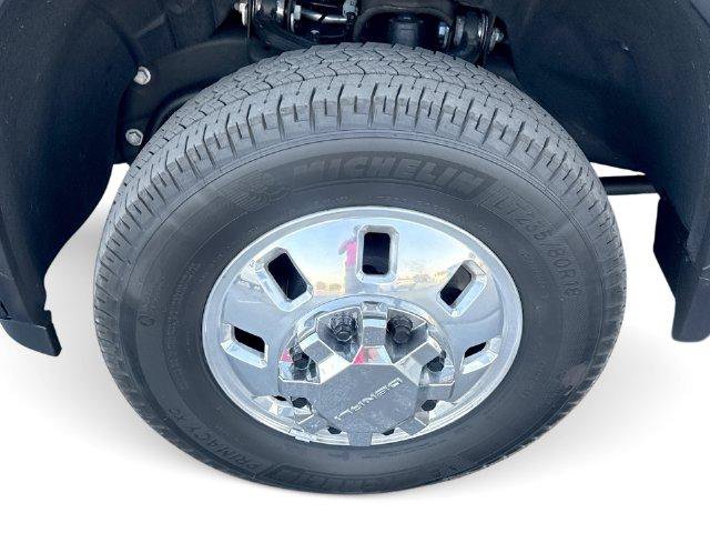 Used 2026 GMC Sierra 3500 Denali Ultimate AWD/4WD image 18