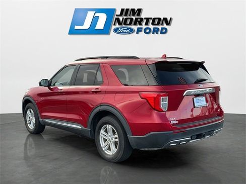 Used 2020 Ford Explorer XLT w/ Equipment Group 202A image 5