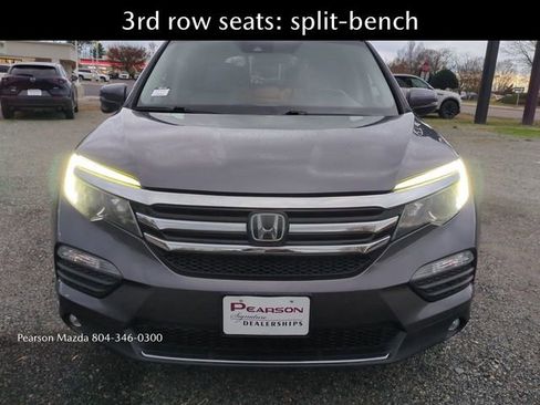 Used 2018 Honda Pilot Touring image 10