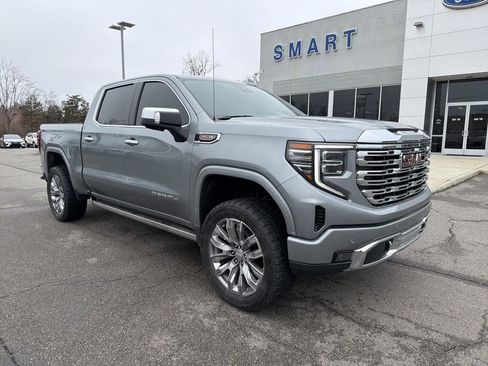 Used 2024 GMC Sierra 1500 Denali w/ Denali Reserve Package image 2
