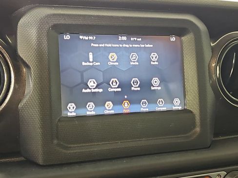 Used 2019 Jeep Wrangler Unlimited Sport AWD/4WD image 17