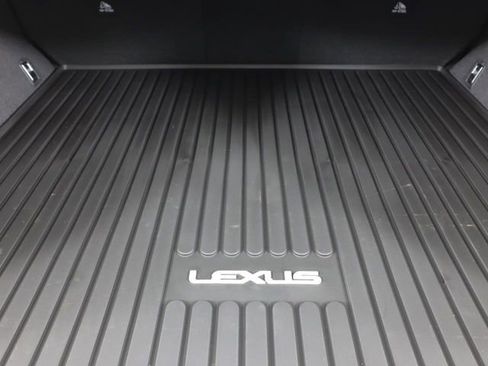 New 2026 Lexus RX 450h AWD image 25